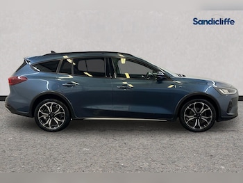 Used Ford Focus 2023 for sale - 77432560: Photo