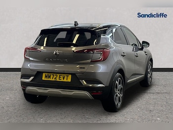 Used Renault Captur 2022 for sale - 76859799: Photo