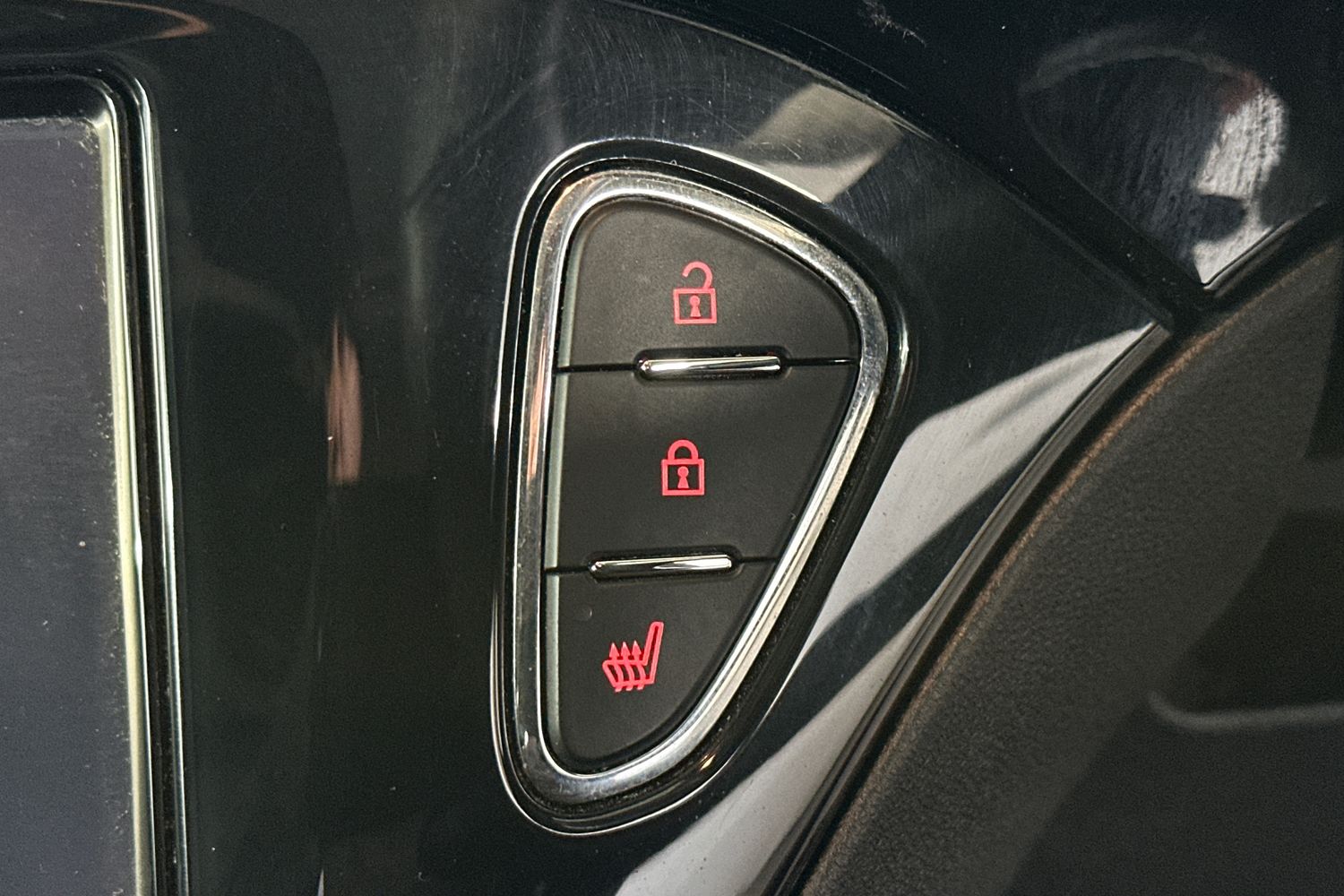 Used Vauxhall ADAM 2015 for sale - 76342562: Photo 28