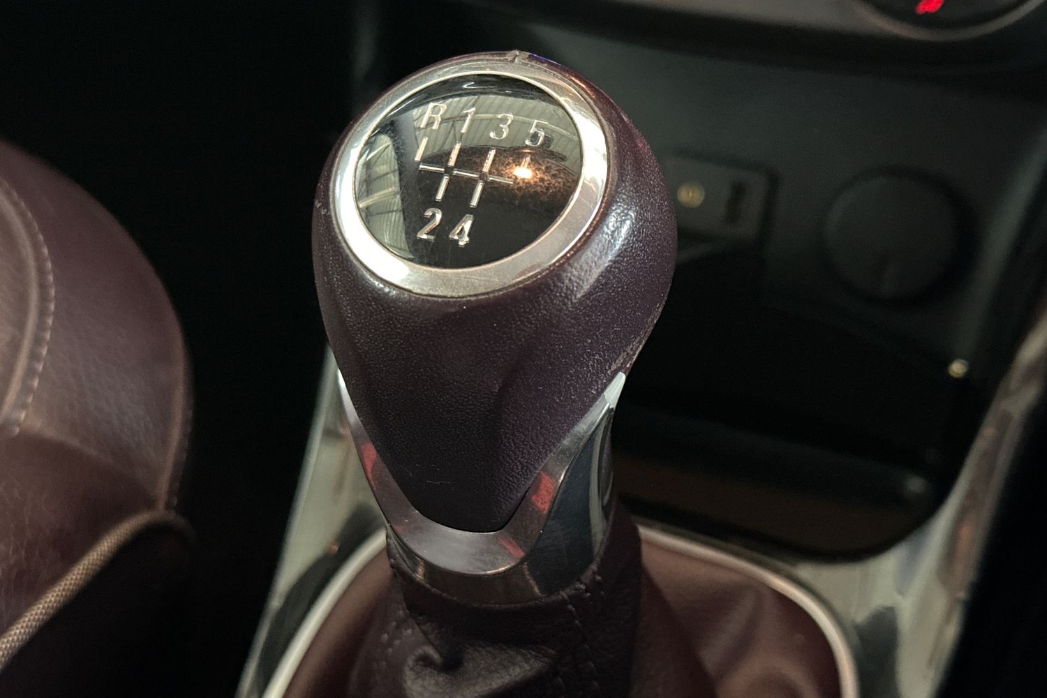 Used Vauxhall ADAM 2015 for sale - 76342562: Photo 29
