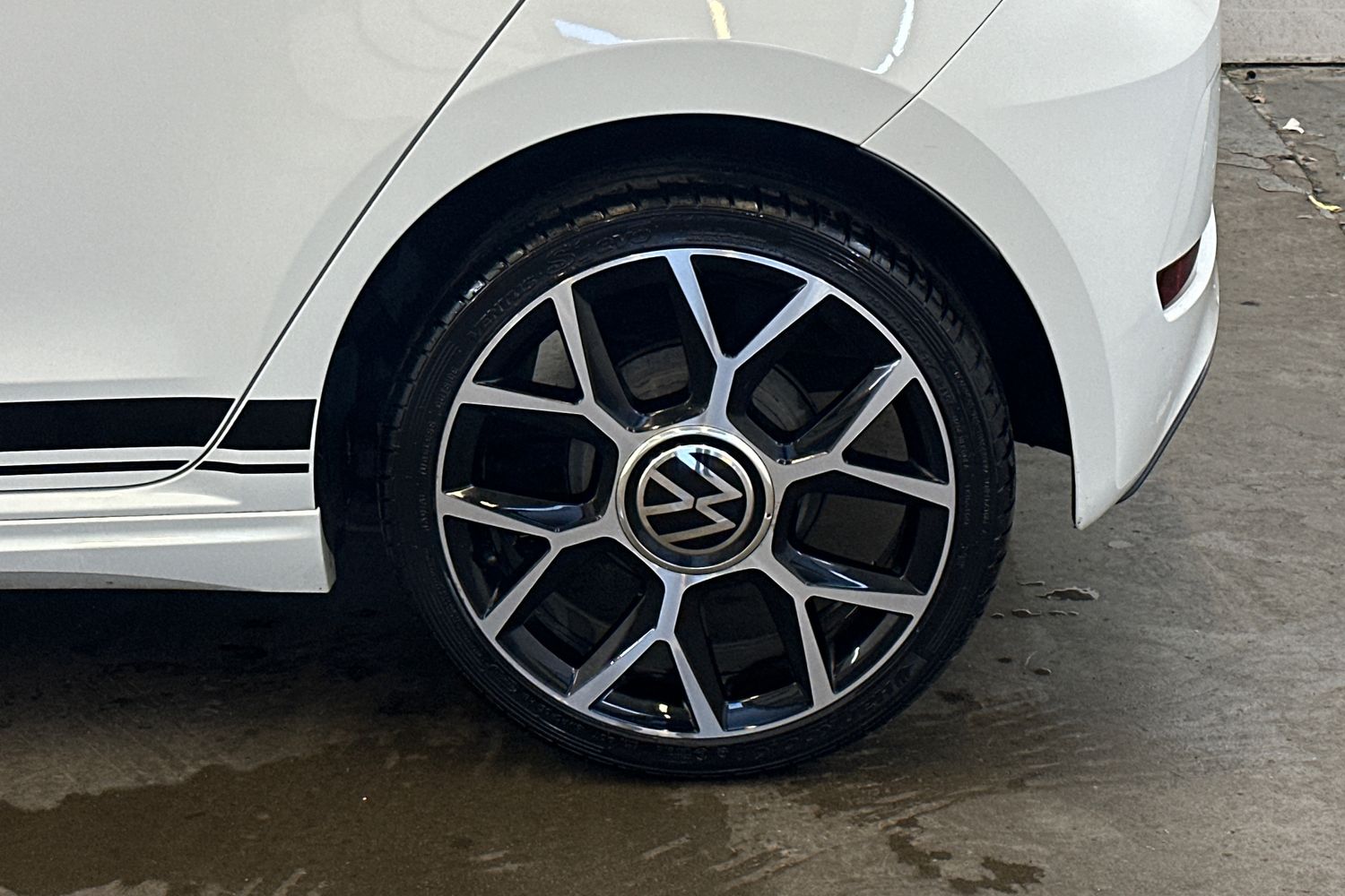 Used Volkswagen up! 2021 for sale - 78132624: Photo 11