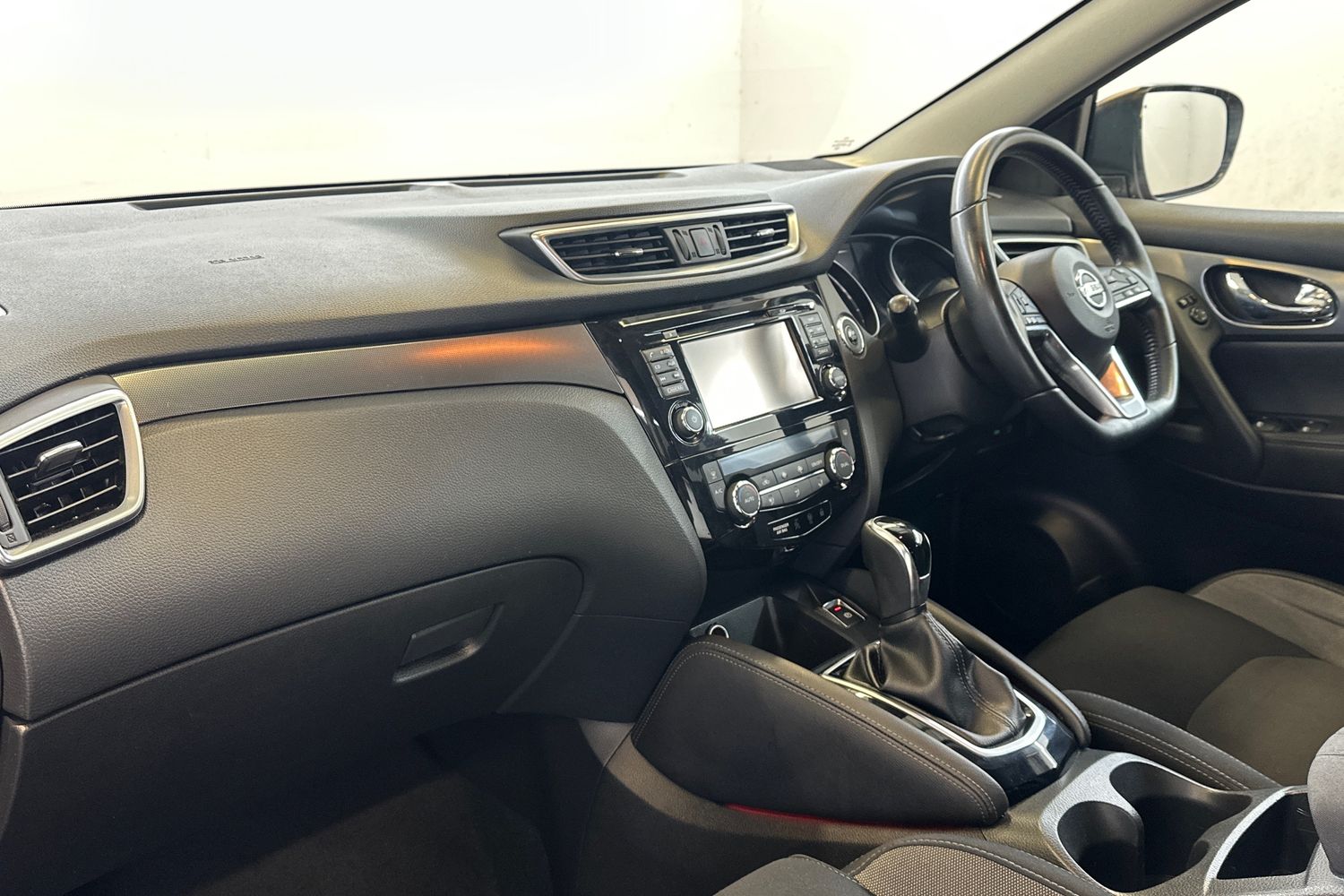 Used Nissan Qashqai 2018 for sale - 77465509: Photo 14