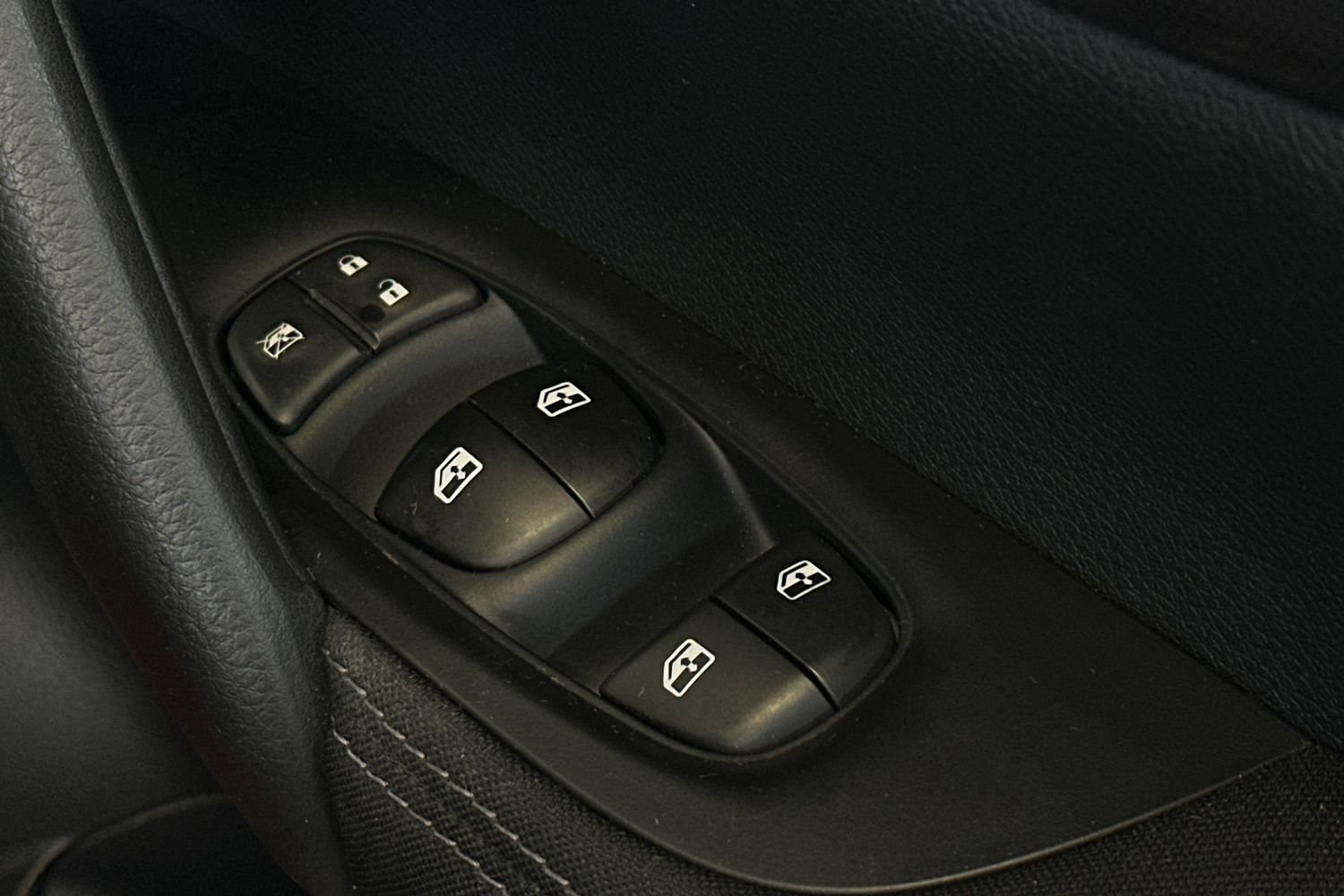 Used Nissan Qashqai 2018 for sale - 77465509: Photo 24