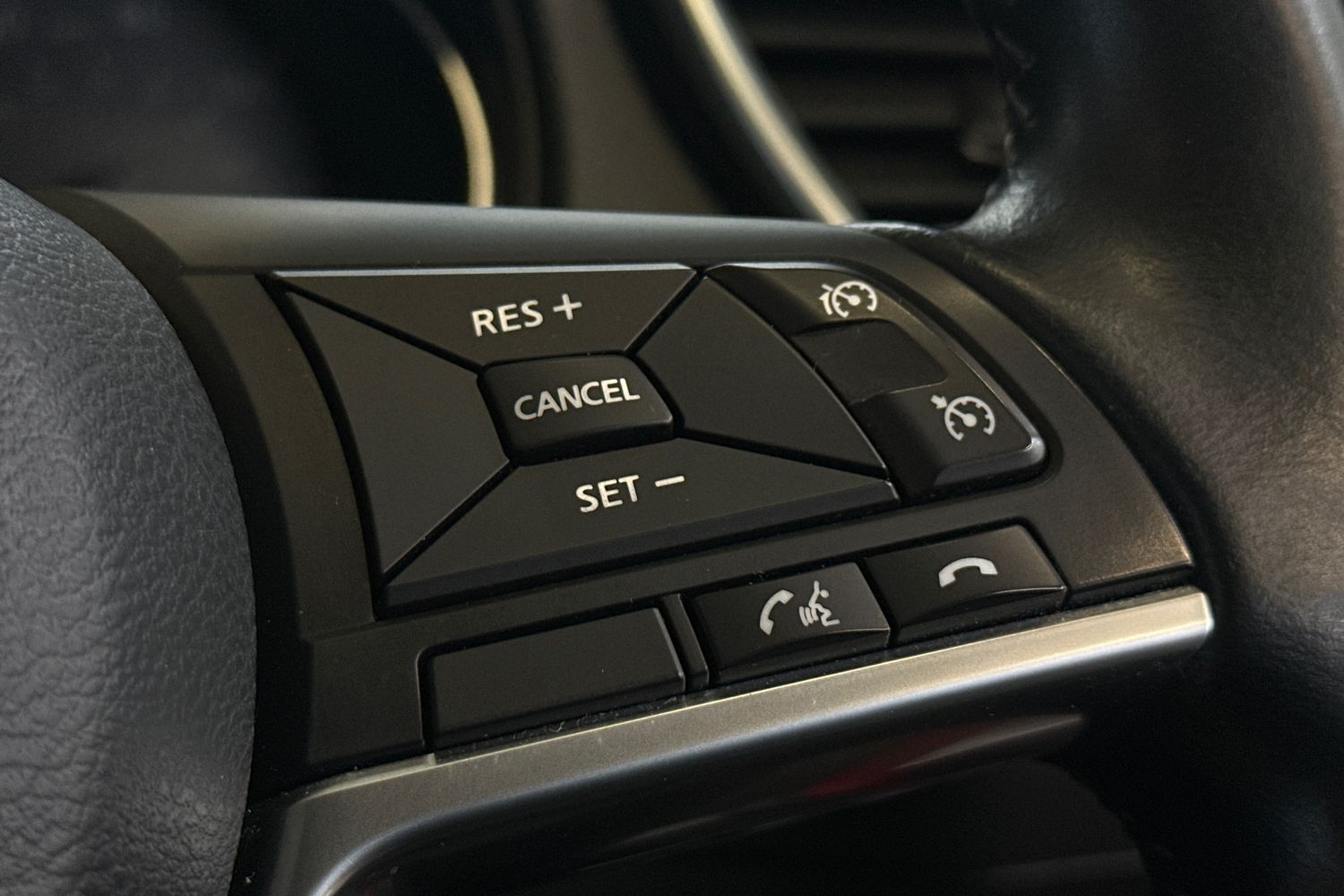 Used Nissan Qashqai 2018 for sale - 77465509: Photo 28