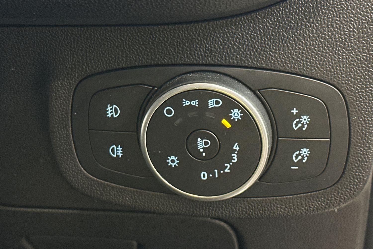 Used Ford Fiesta 2018 for sale - 77781524: Photo 25