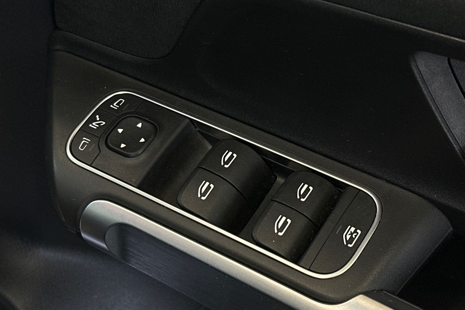 Used Mercedes-Benz GLB 2023 for sale - 77003270: Photo 25