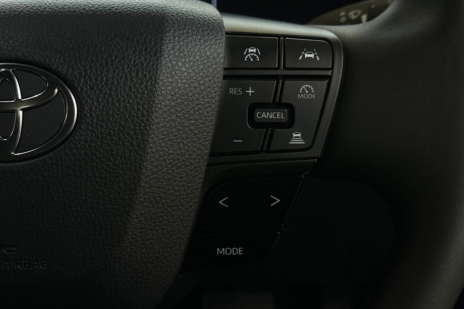 Used Toyota C-HR 2024 for sale - 77247280: Photo 29