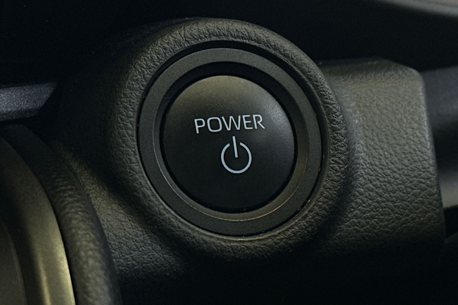 Used Toyota C-HR 2024 for sale - 77247280: Photo 33