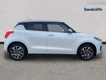 Used Suzuki Swift 2023 for sale - 79267132: Photo
