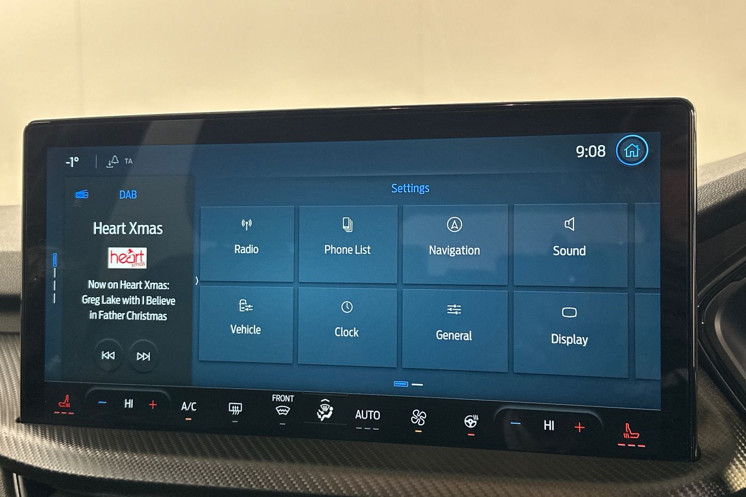 Used Ford Kuga 2025 for sale - 76694240: Photo 32