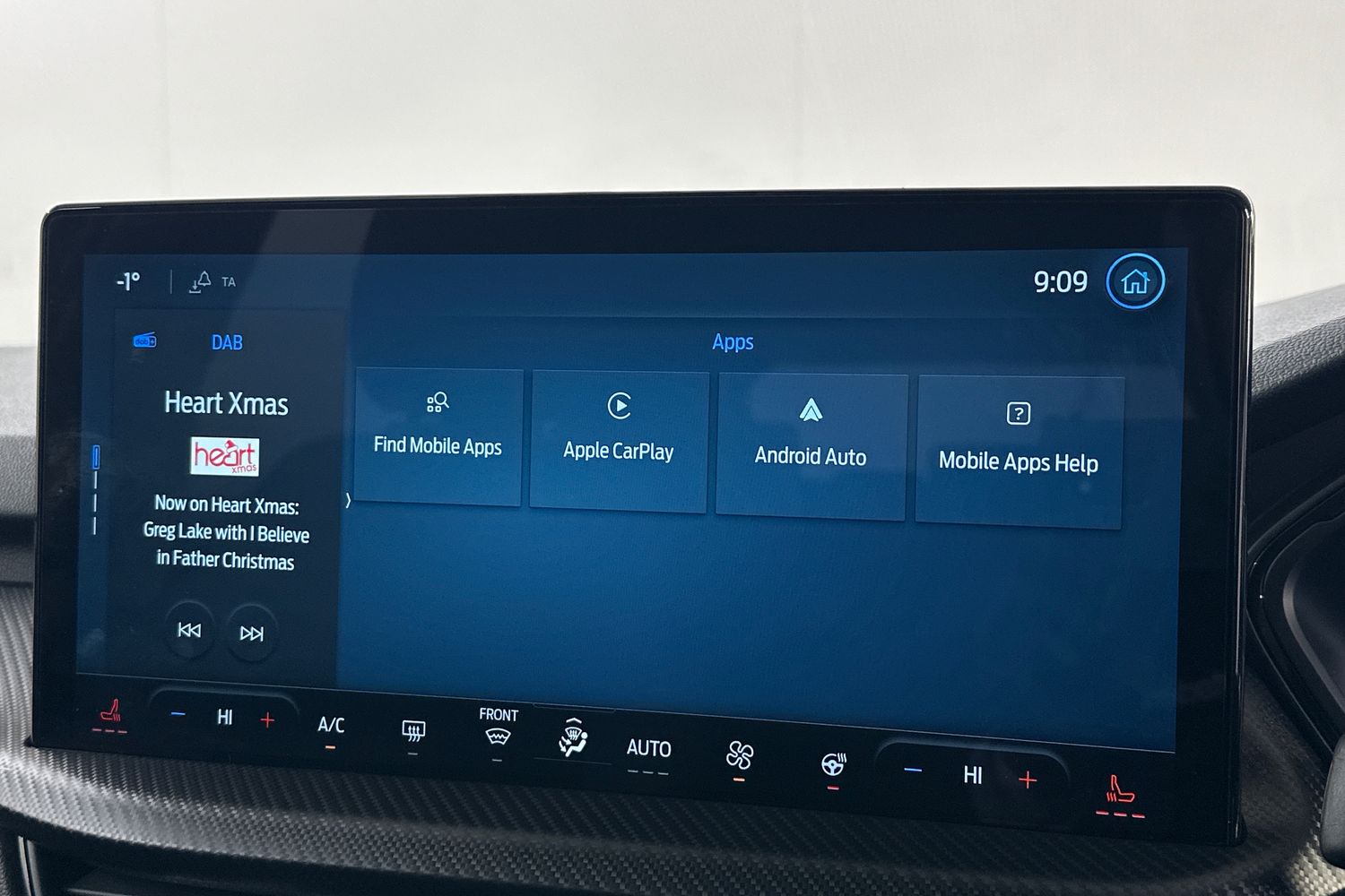 Used Ford Kuga 2025 for sale - 76694240: Photo 35