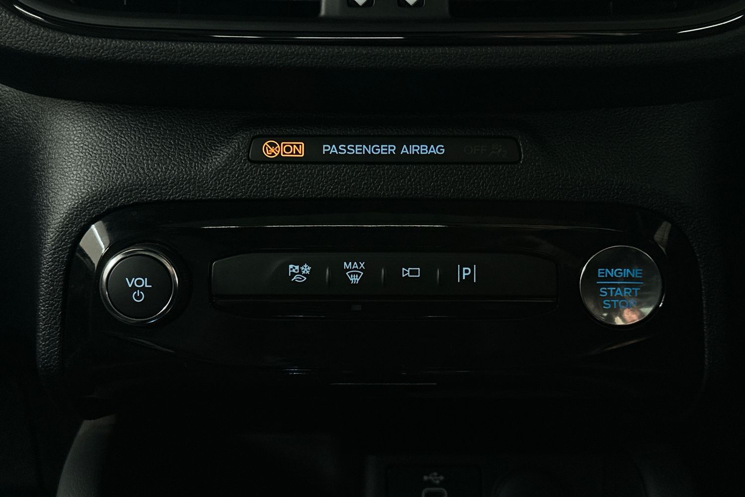 Used Ford Kuga 2025 for sale - 76694240: Photo 38