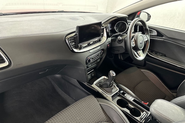 Used Kia XCeed 2021 for sale - 76107484: Photo 14
