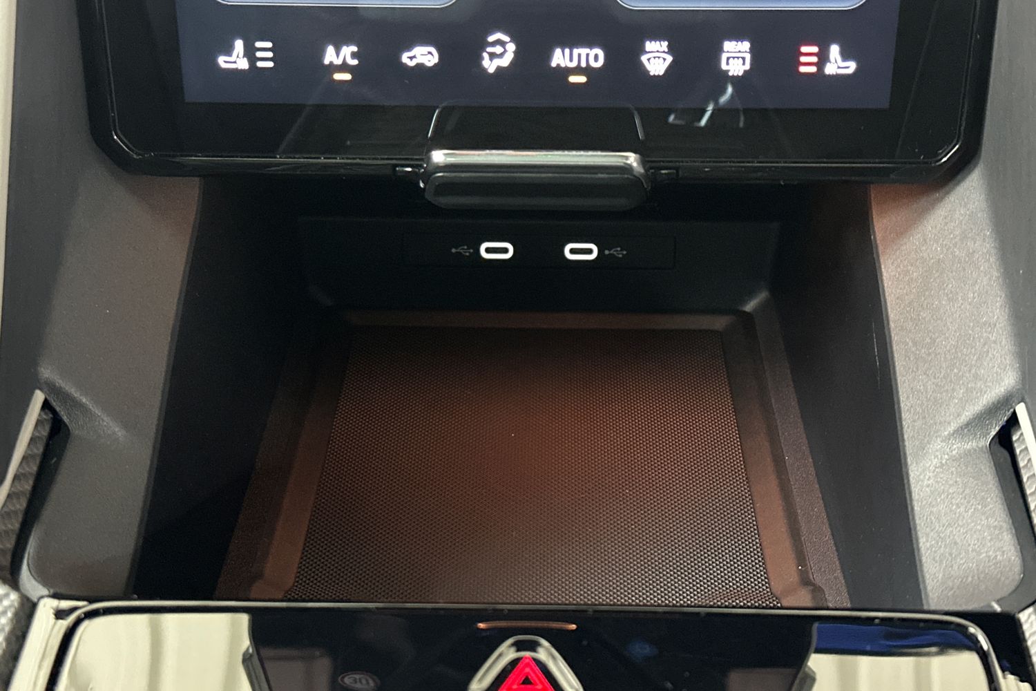 Used Ford Explorer 2025 for sale - 76725536: Photo 39