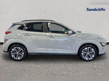 Used Hyundai KONA 2022 for sale - 77990517: Photo