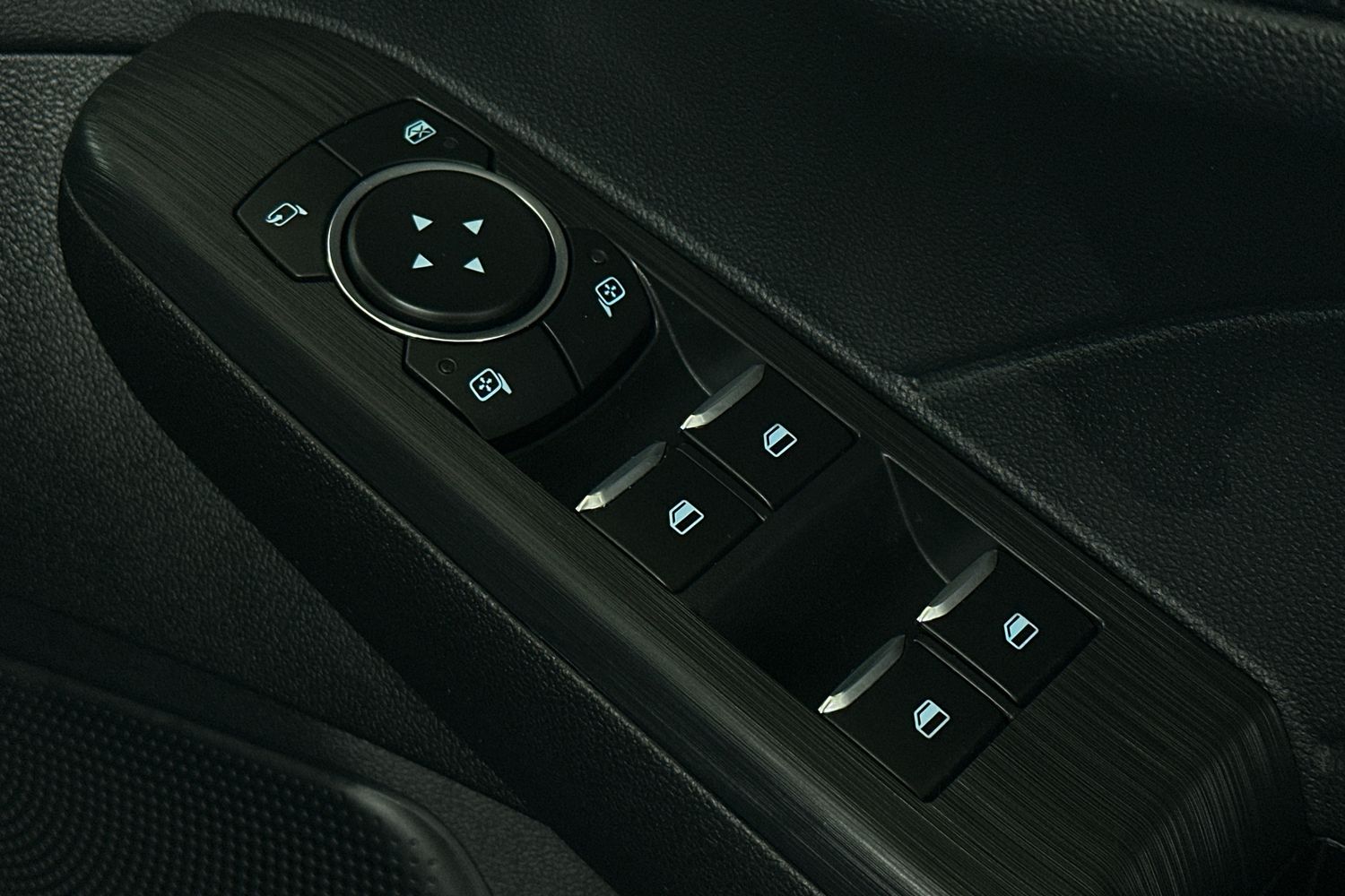 Used Ford Kuga 2025 for sale - 76627486: Photo 22