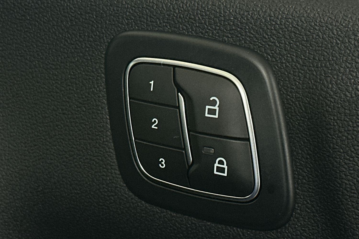 Used Ford Kuga 2025 for sale - 76627486: Photo 23