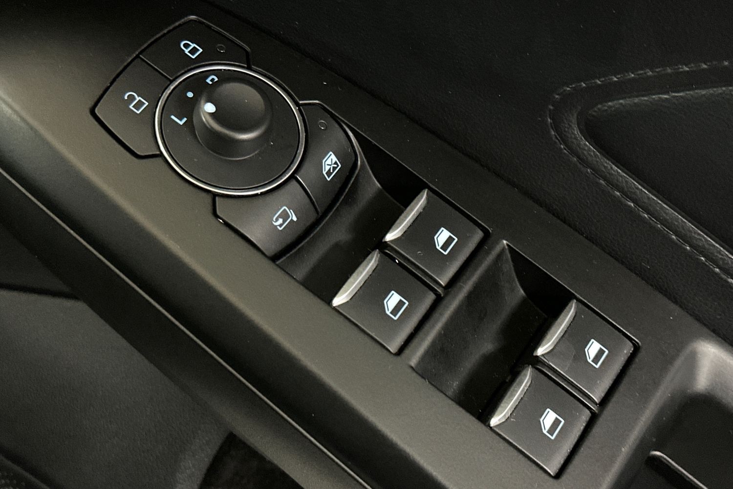 Used Ford Focus 2023 for sale - 76082809: Photo 21