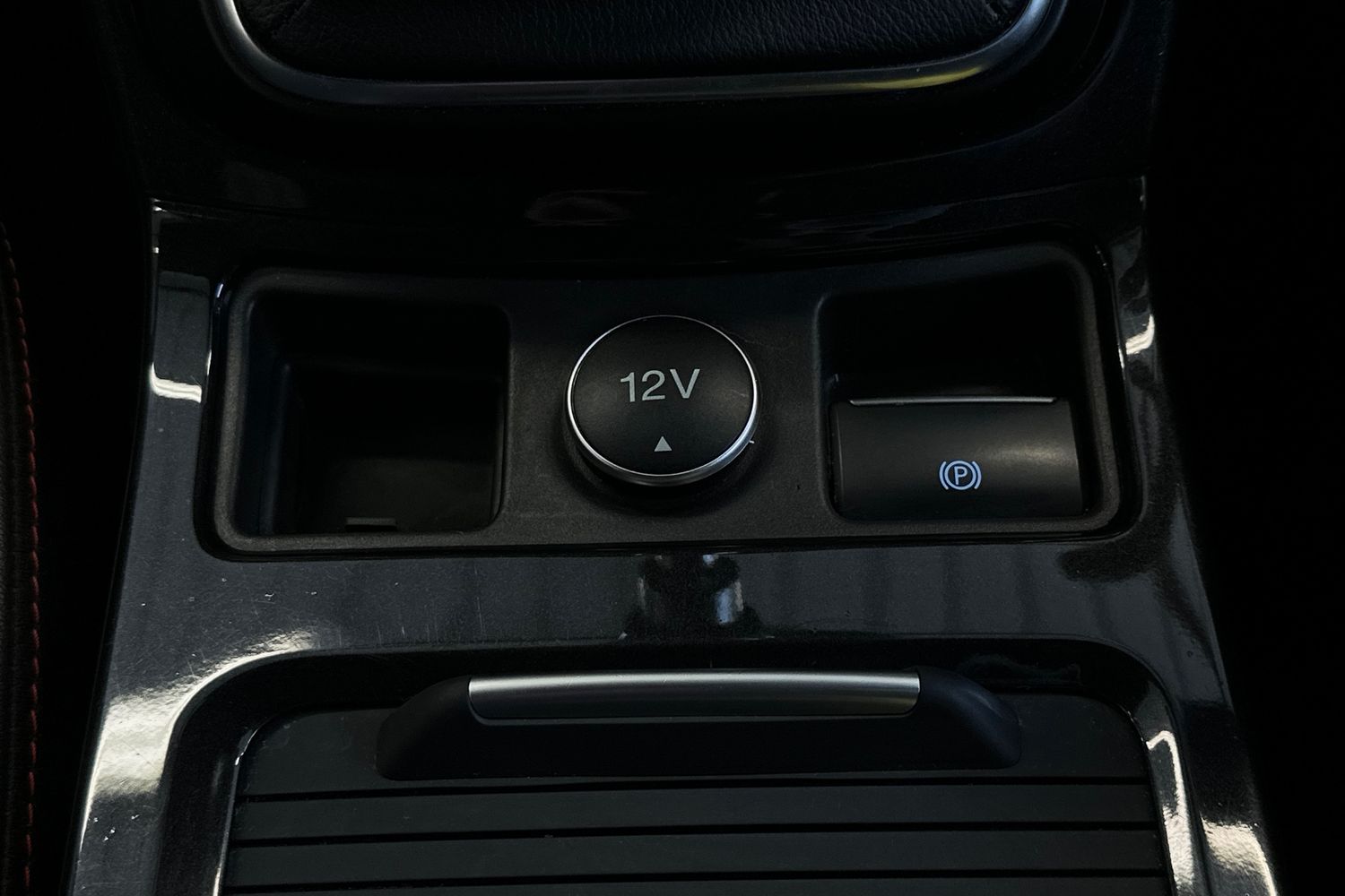 Used Ford Kuga 2019 for sale - 77385077: Photo 40