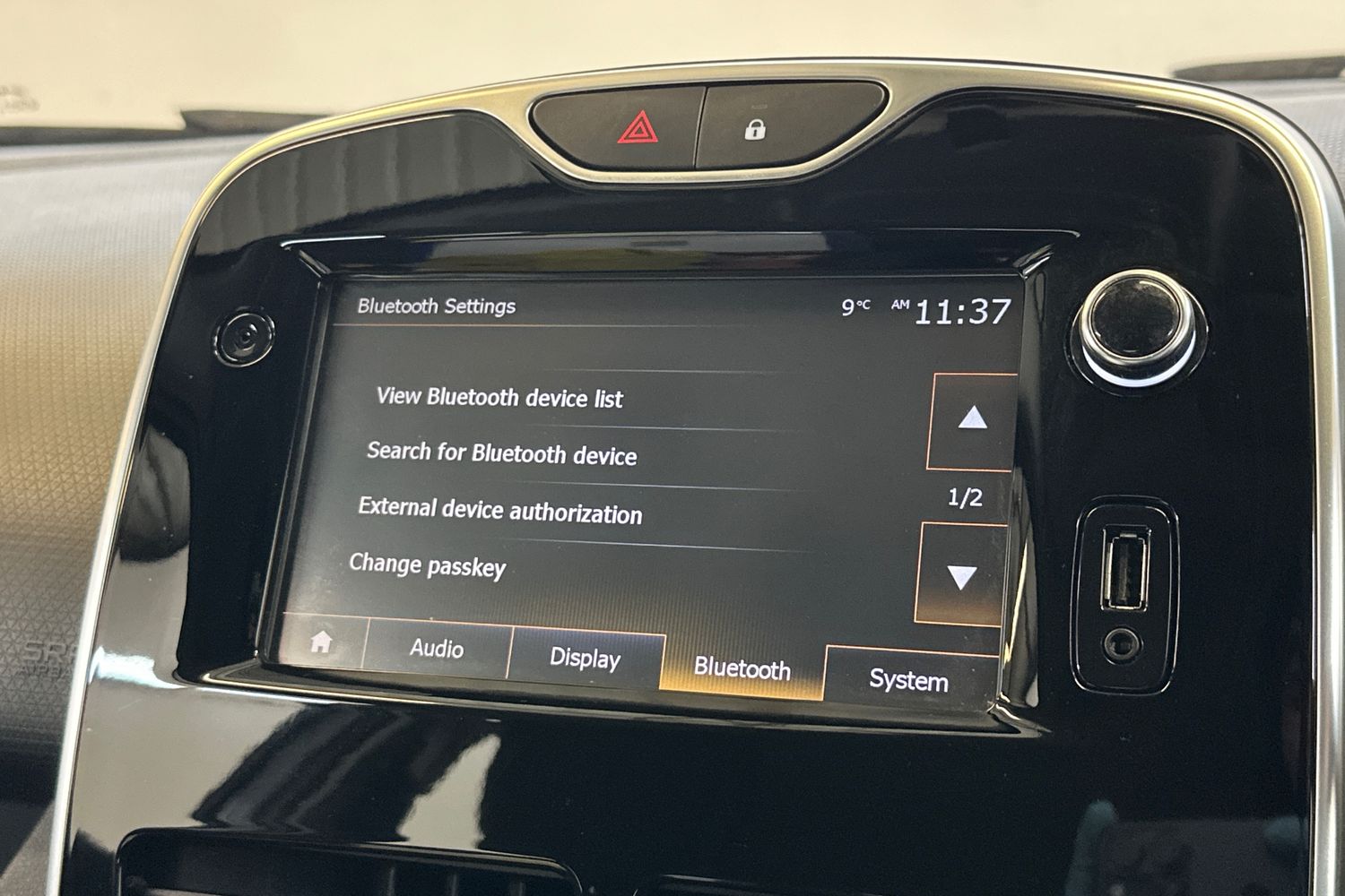 Used Renault Clio 2016 for sale - 77328990: Photo 29