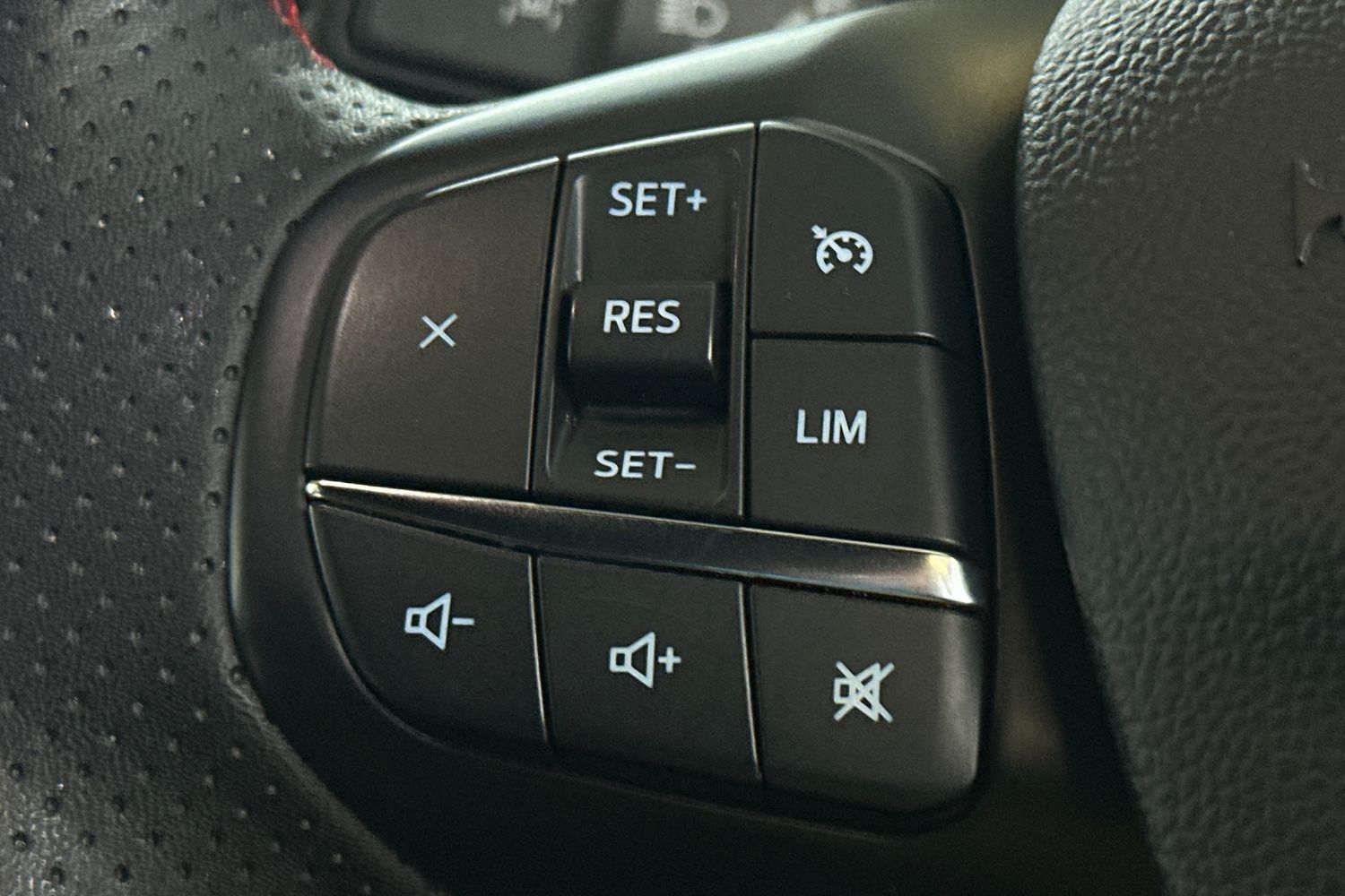 Used Ford Kuga 2023 for sale - 77668417: Photo 31