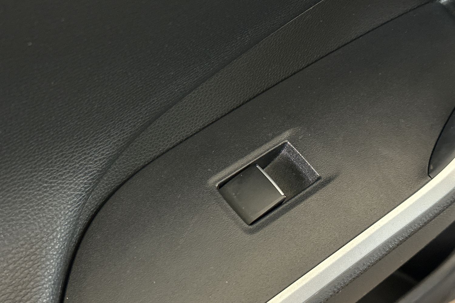 Used Toyota RAV4 2020 for sale - 76342558: Photo 18