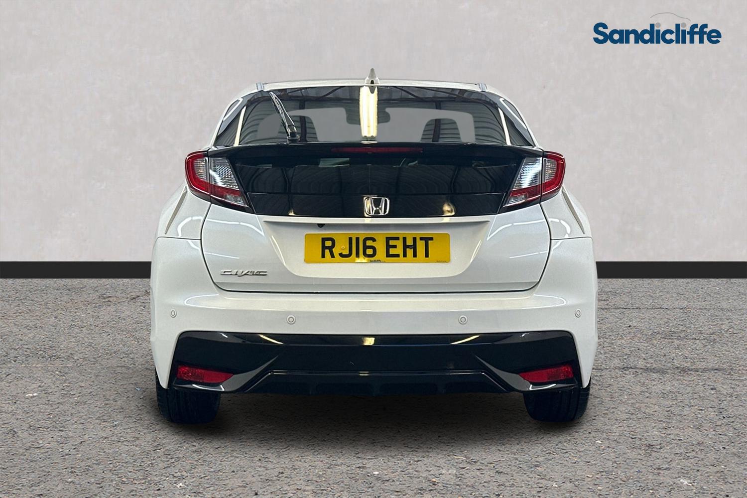 Used Honda Civic 2016 for sale - 76905917: Photo 5