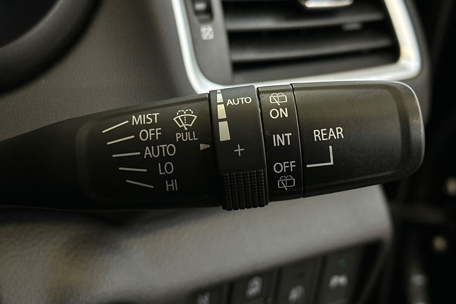 Used Suzuki SX4 S-Cross 2023 for sale - 77324401: Photo 33