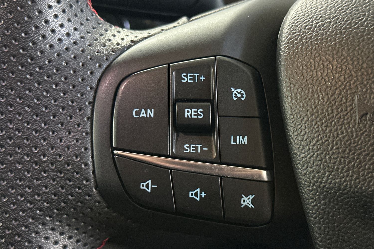 Used Ford Puma 2023 for sale - 76307921: Photo 24