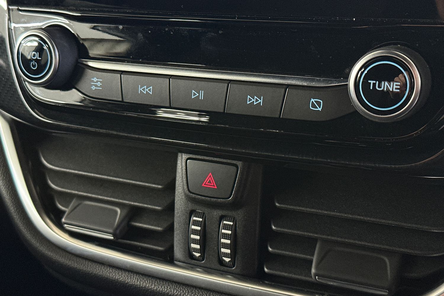 Used Ford Puma 2023 for sale - 76307921: Photo 32