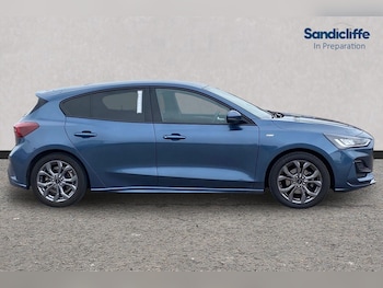 Used Ford Focus 2023 for sale - 78210977: Photo