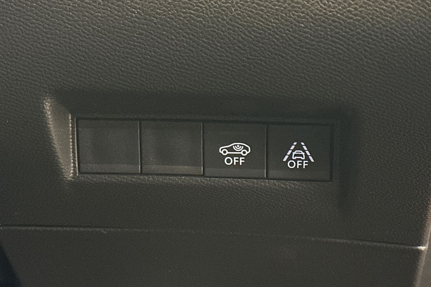 Used Peugeot 2008 2022 for sale - 78202177: Photo 28