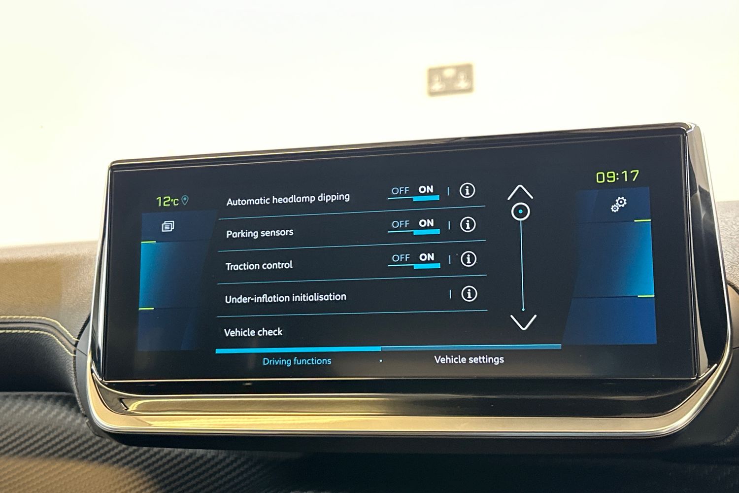 Used Peugeot 2008 2022 for sale - 78202177: Photo 38