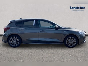 Used Ford Focus 2023 for sale - 79732295: Photo