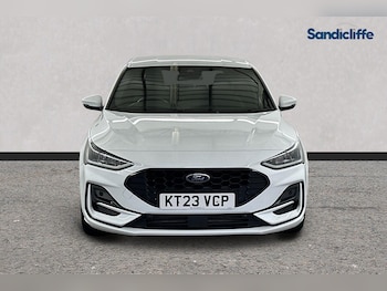Used Ford Focus 2023 for sale - 76000260: Photo 2