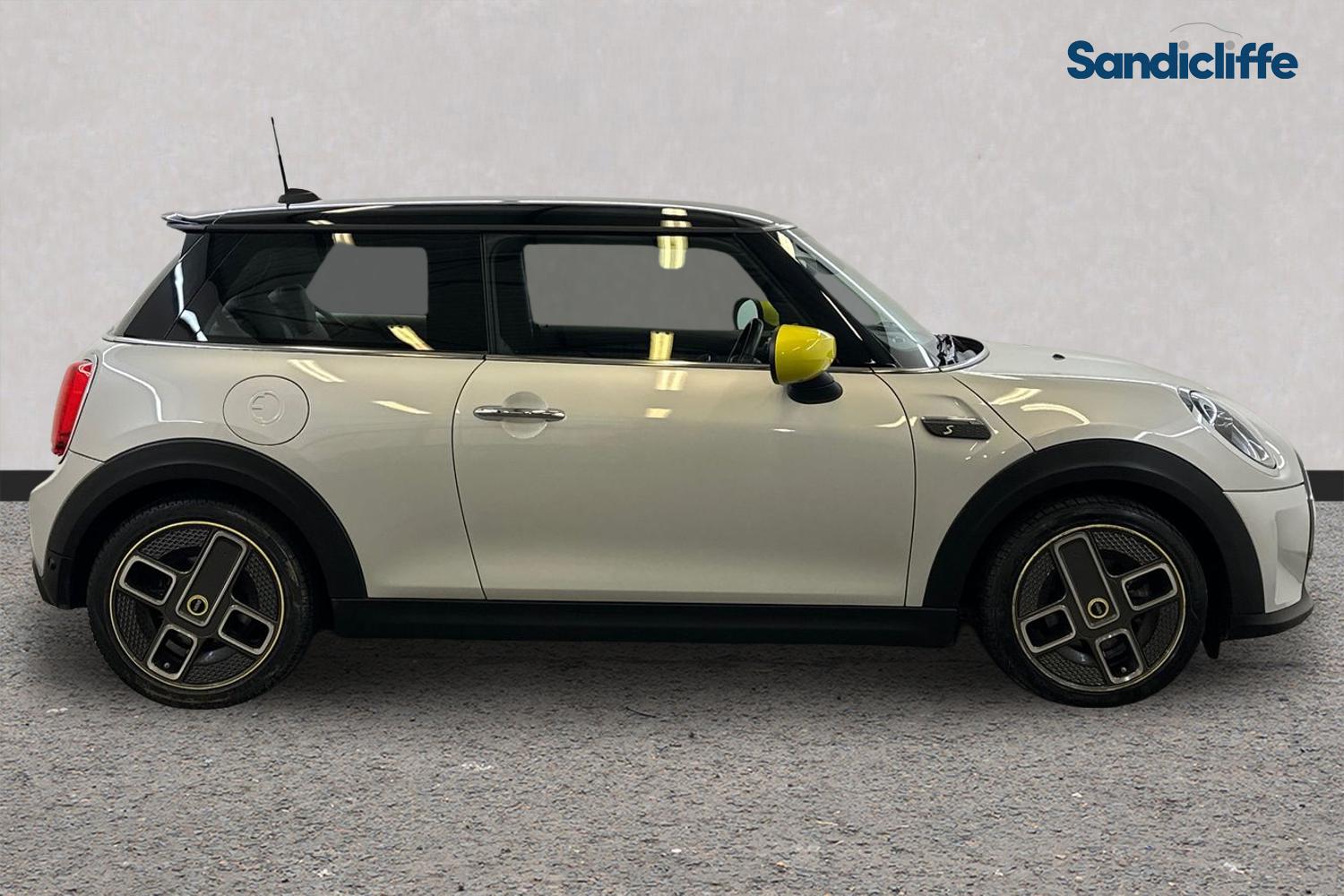 Used MINI Hatch 2021 for sale - 76863706: Photo 3