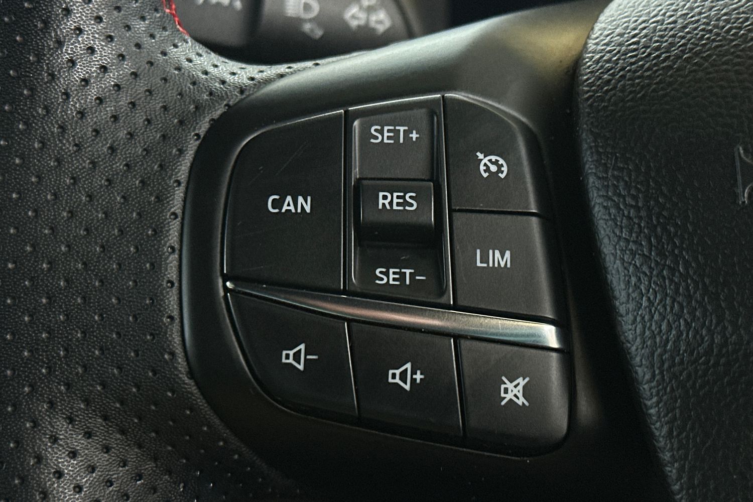 Used Ford Focus 2023 for sale - 77351143: Photo 30