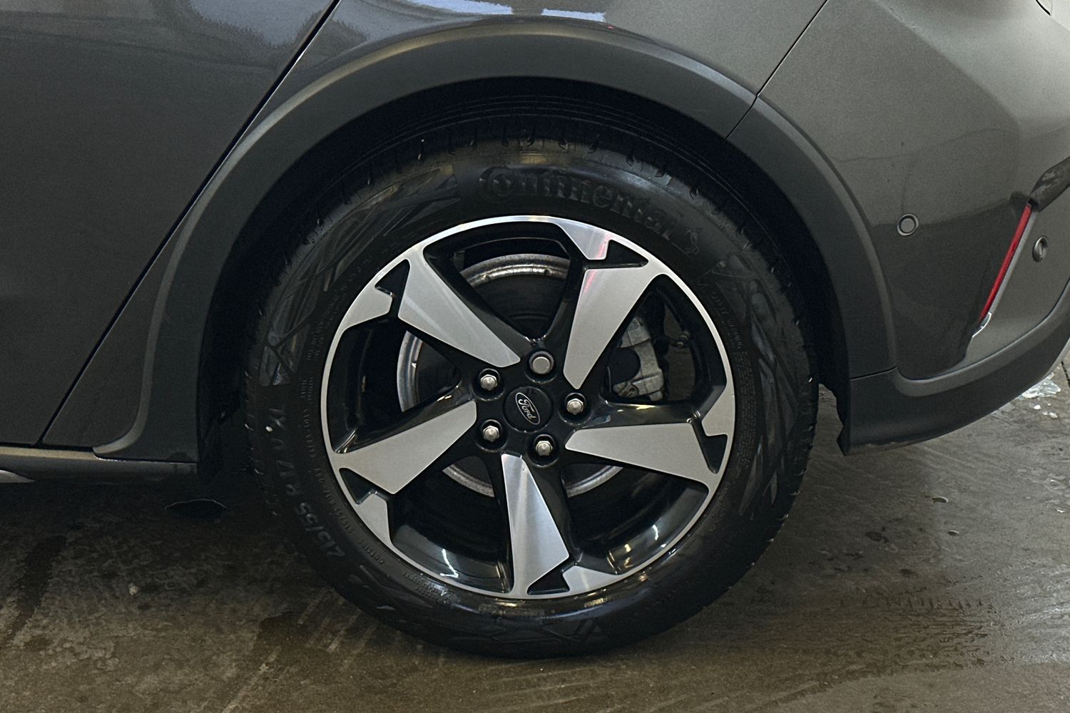 Used Ford Focus 2023 for sale - 77357115: Photo 11