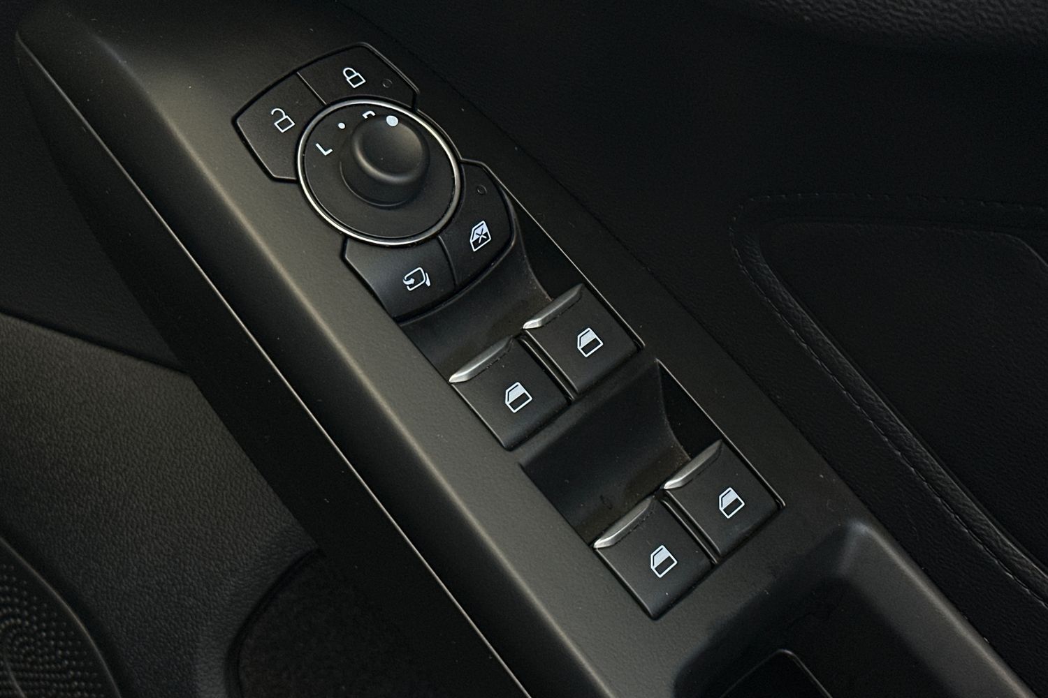 Used Ford Focus 2023 for sale - 77357115: Photo 25