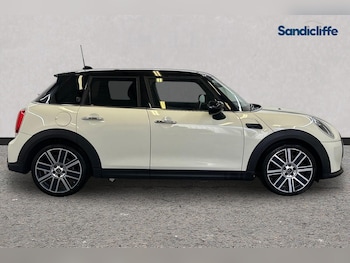 Used MINI Hatch 2022 for sale - 76768997: Photo