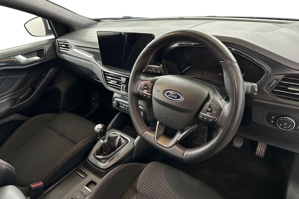 Used Ford Focus 2023 for sale - 76264285: Photo 11