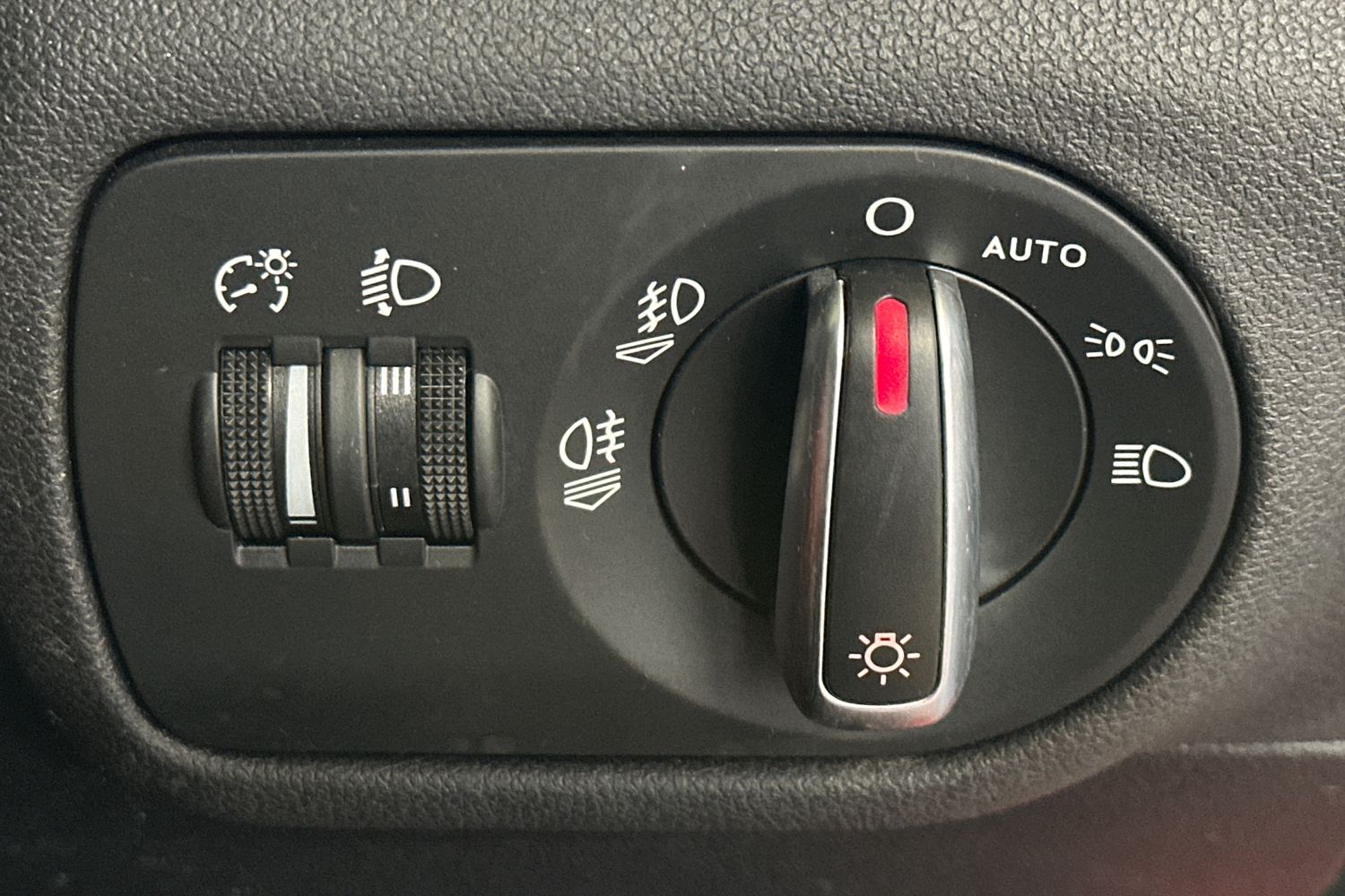 Used Audi A1 2015 for sale - 76330961: Photo 21