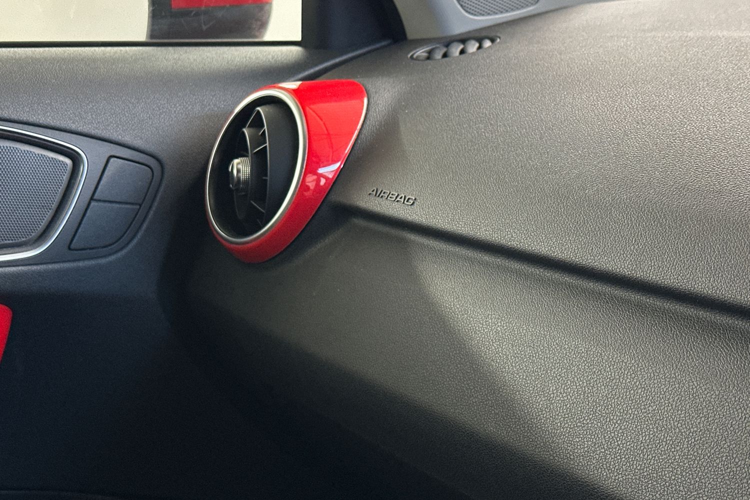 Used Audi A1 2015 for sale - 76330961: Photo 38