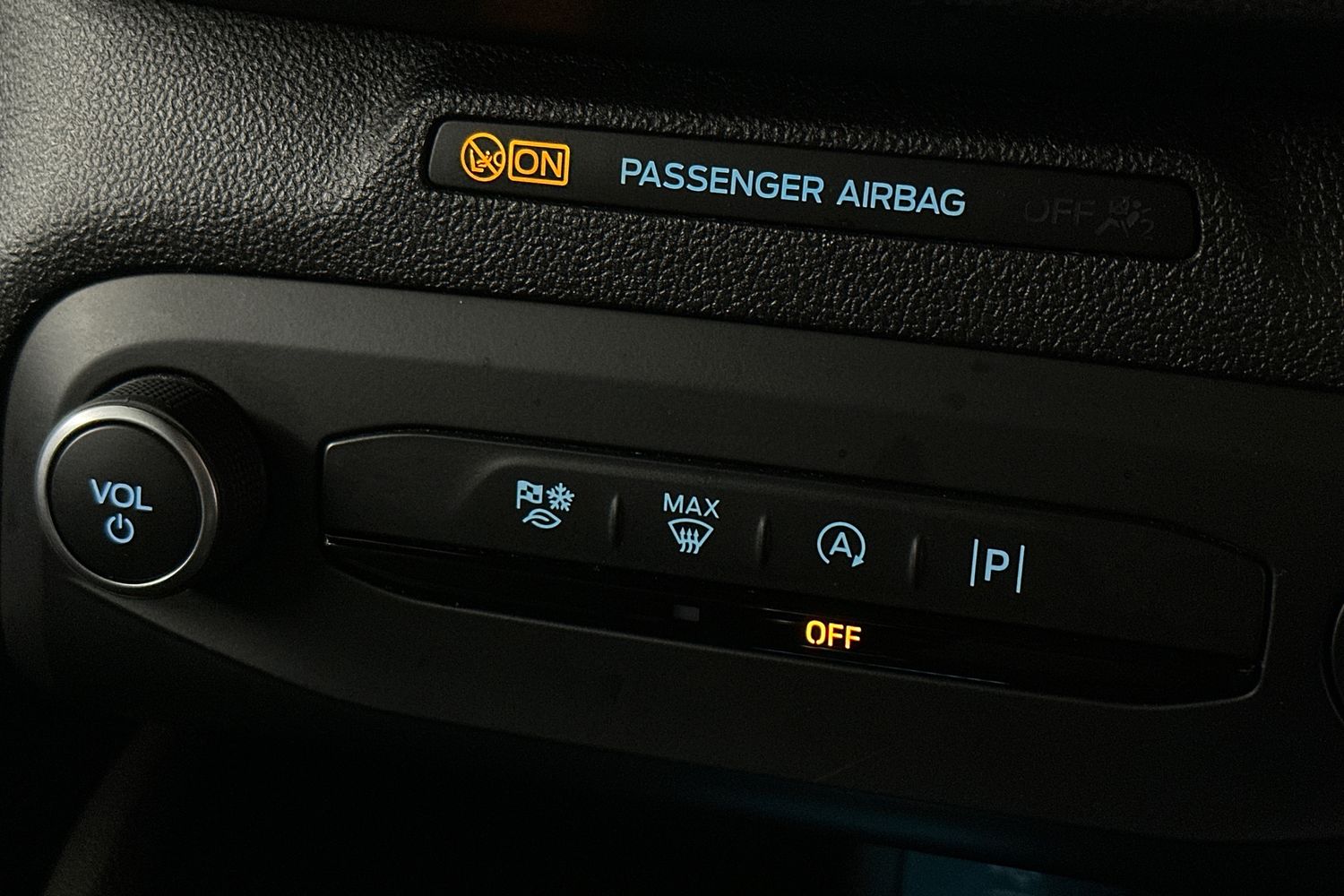 Used Ford Focus 2023 for sale - 76058237: Photo 28