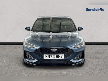 Used Ford Focus 2023 for sale - 76058237: Photo 2