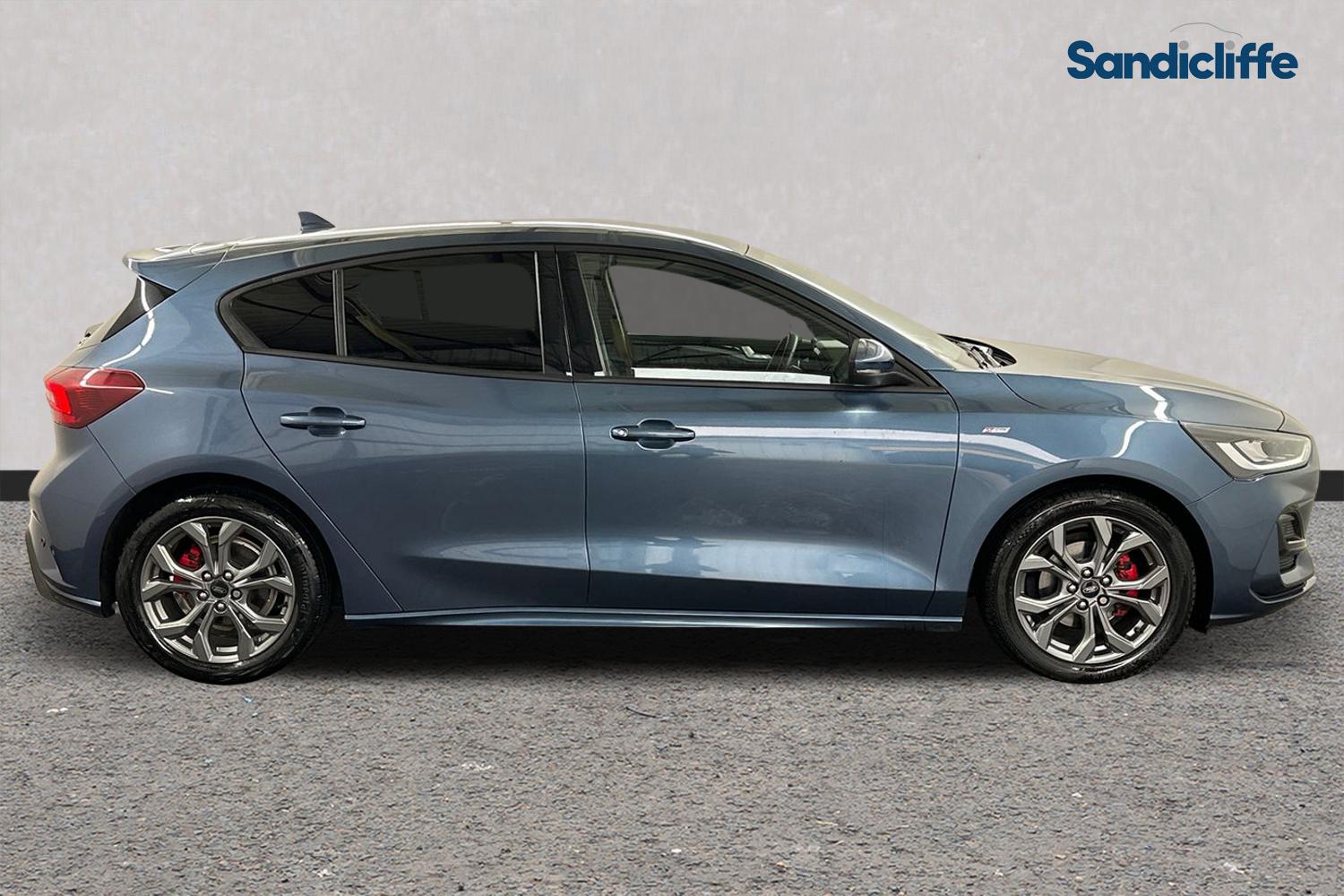 Used Ford Focus 2023 for sale - 76058237: Photo 3