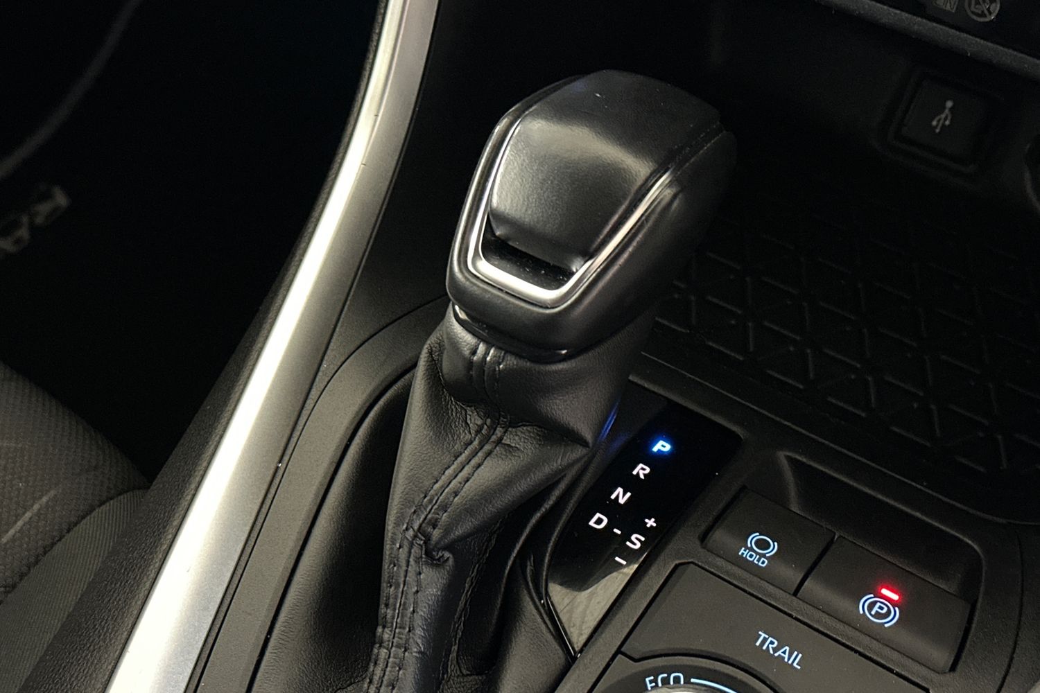 Used Toyota RAV4 2020 for sale - 76536529: Photo 33