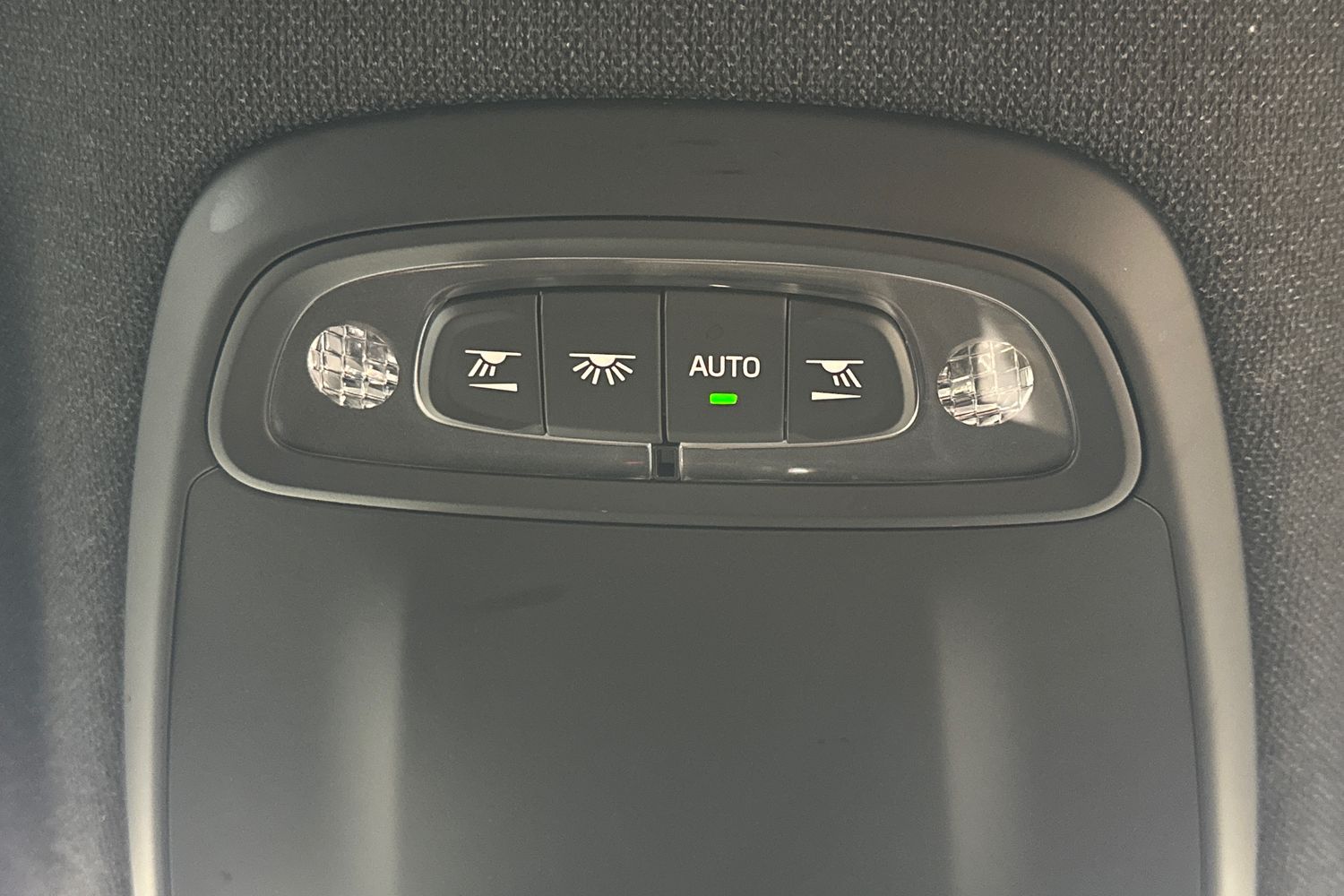 Used Volvo XC40 2022 for sale - 77651069: Photo 44