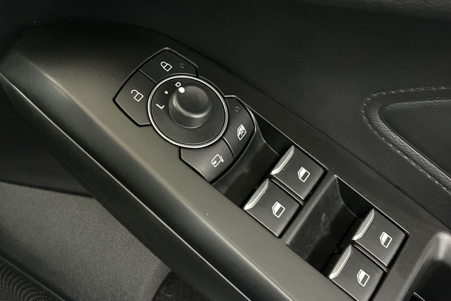 Used Ford Focus 2023 for sale - 76047655: Photo 21