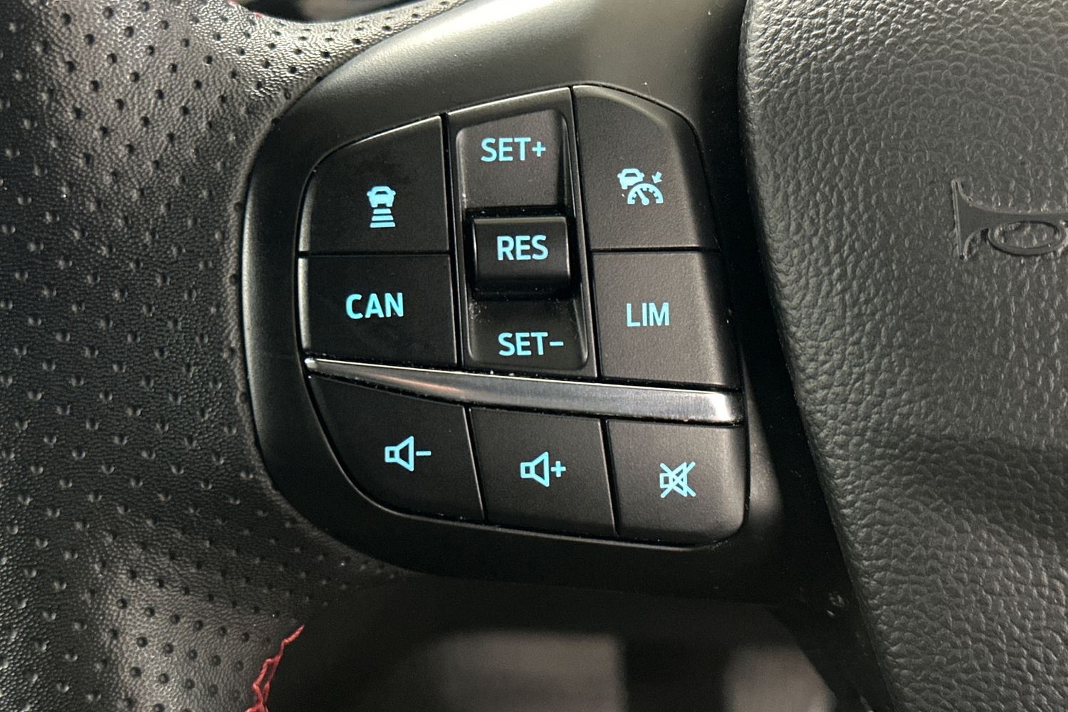 Used Ford Focus 2023 for sale - 76047655: Photo 24
